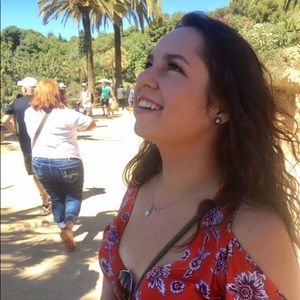 Meet your Posher, Marissa